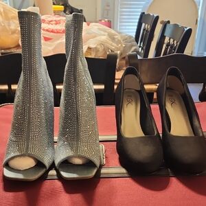 Chic Black and Blue Heels for Every Occasion